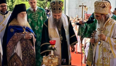 Хиљаде верника на Спасовдан пред Часним Појасом у Београду